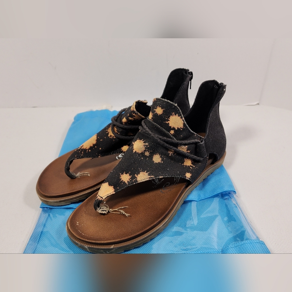Very G Angelika Bleach Women's Sparta Sandal Size 8 Black